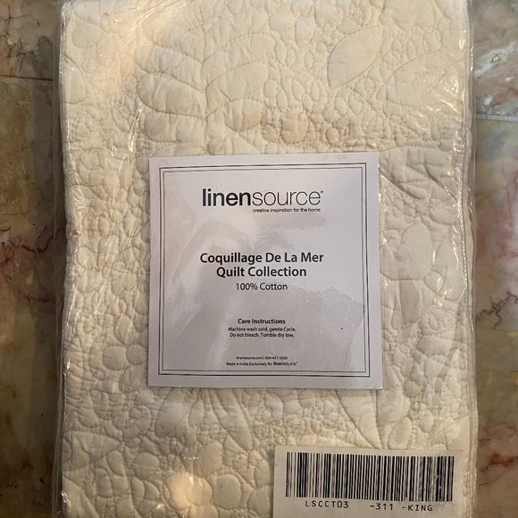 Linensource White Pillow Sham (Coquilage De La Mer Quilt Collection) - Picture 1 of 4